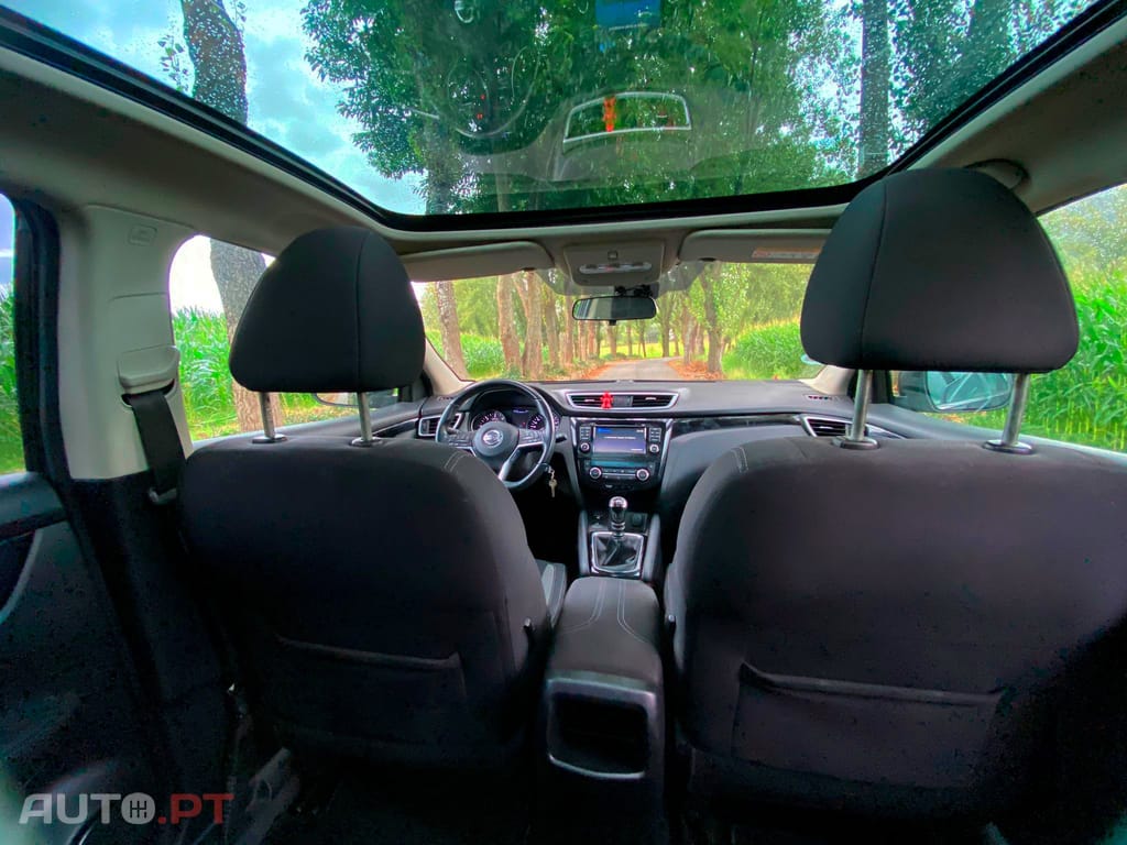 Nissan Qashqai 1.5 dCi N-Connecta
