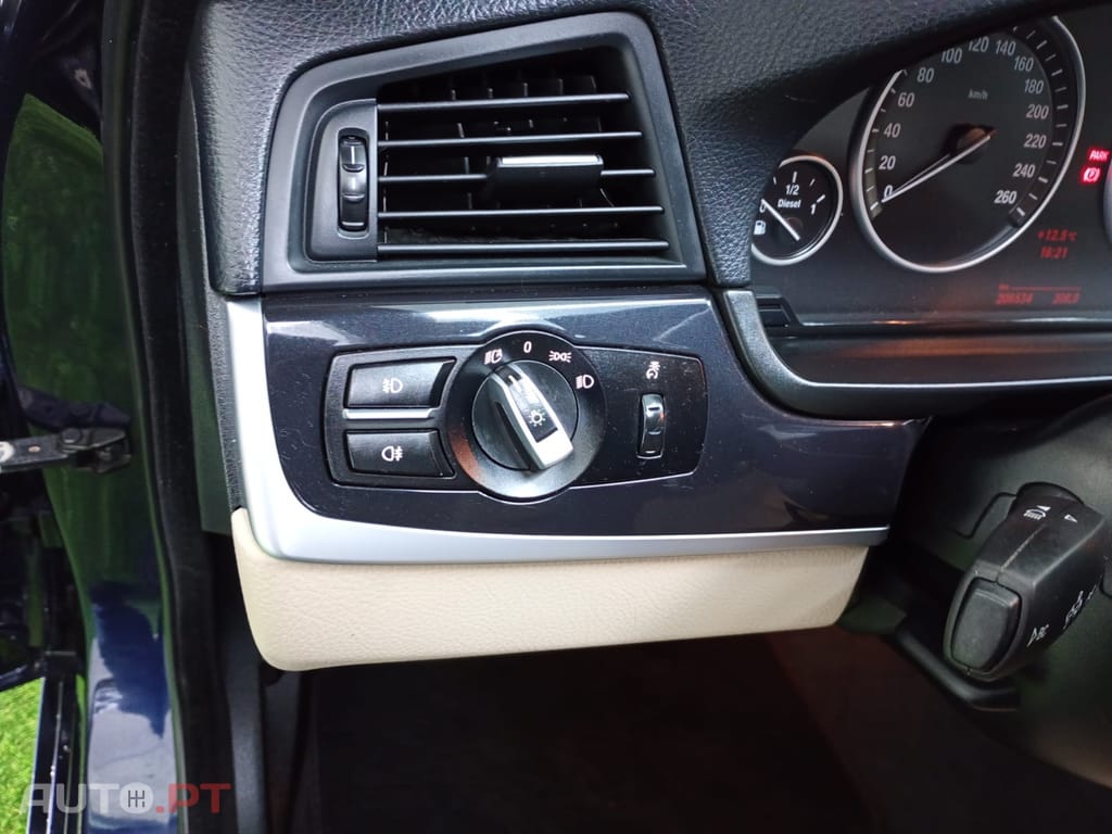 BMW 520 d xDrive Line Luxury Auto