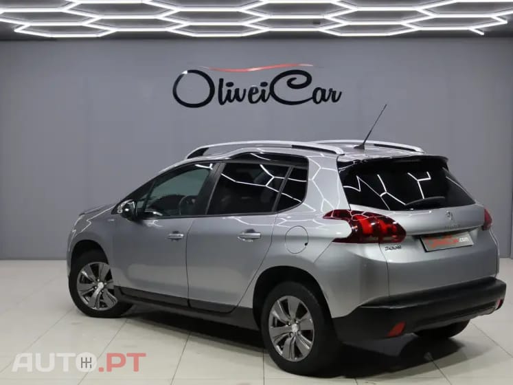Peugeot 2008 1.5 BlueHDi Style