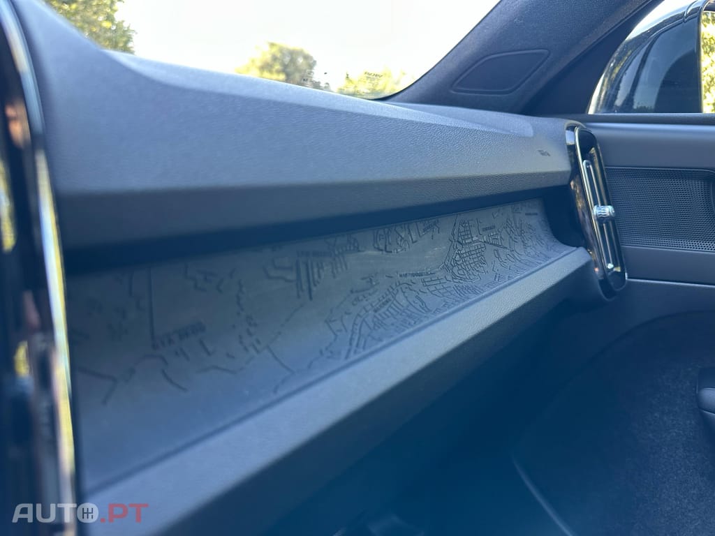 Volvo XC40 Recharge Plus