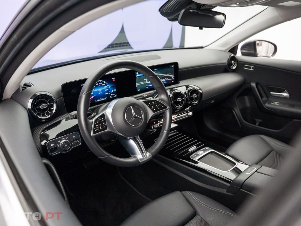 Mercedes-Benz A 250 e