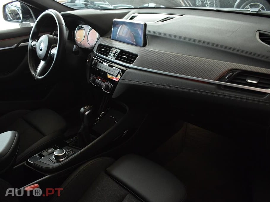BMW X2 25 e xDrive X Pack M