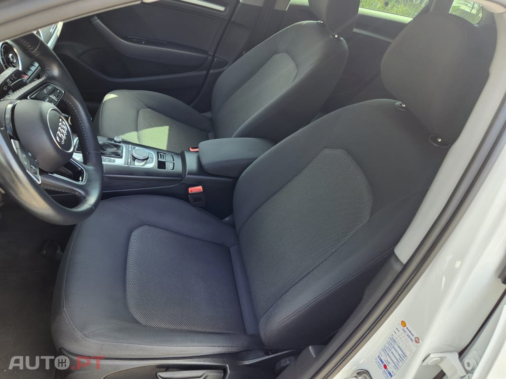 Audi A3 Sportback 30 TDI S tronic