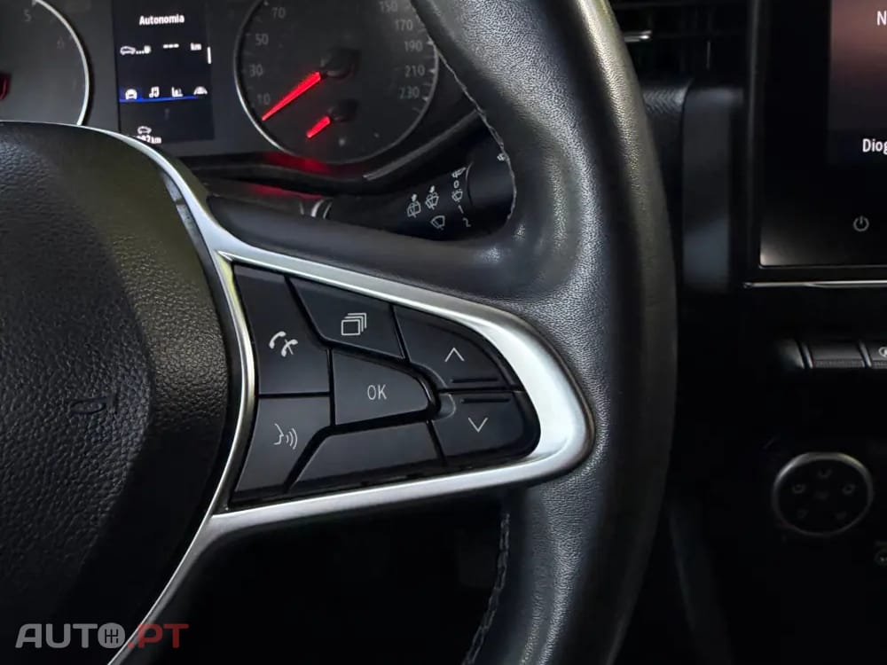 Renault Clio 1.0 TCe Intens Bi-Fuel