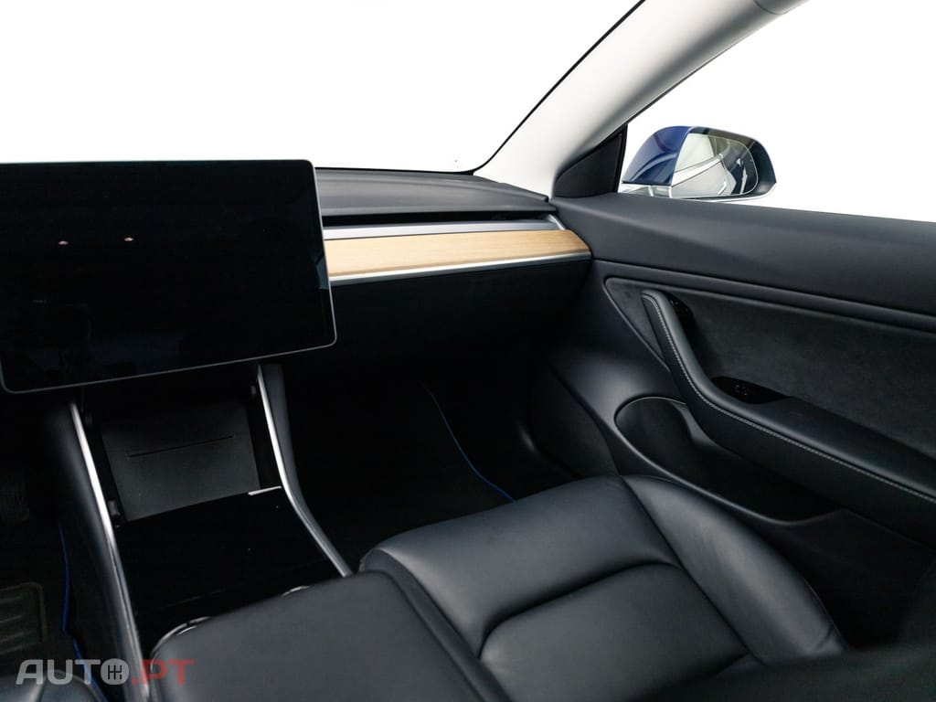 Tesla Model 3 Standard RWD Plus