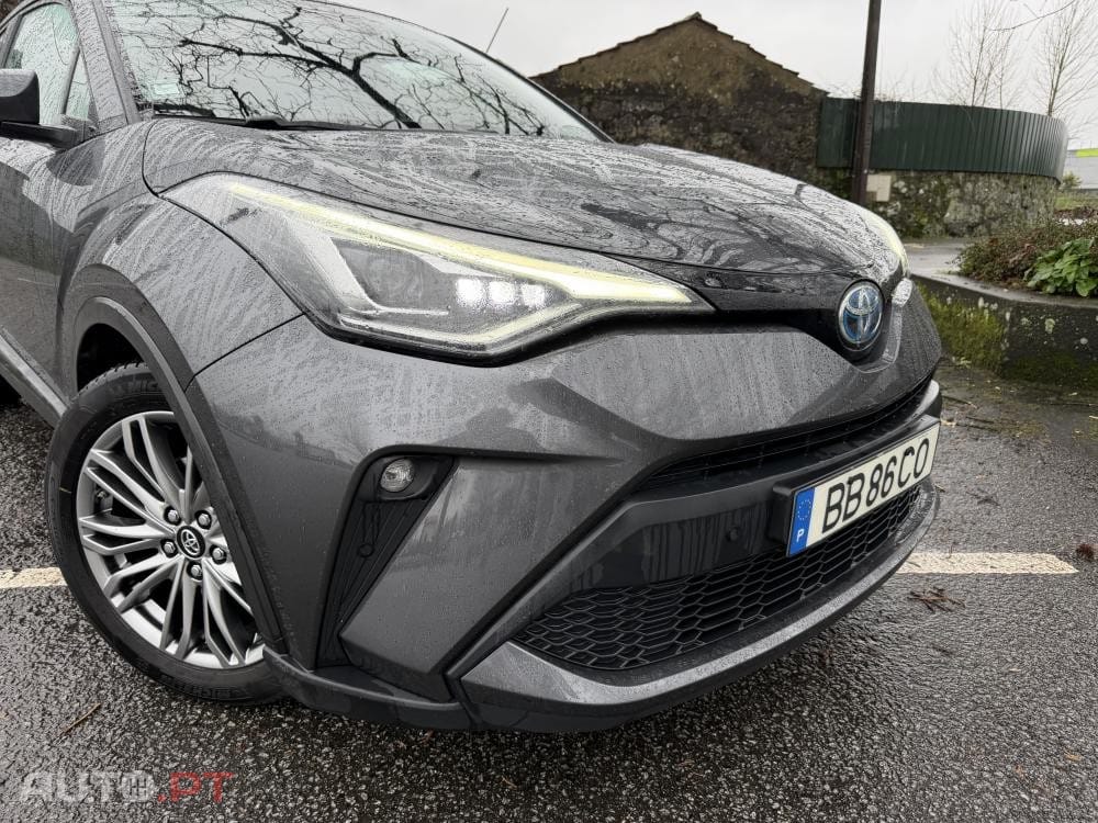 Toyota C-HR 1.8 Hybrid Square Collection