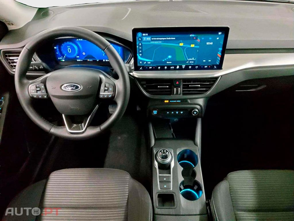 Ford Focus 1.5tdci  EB Titanium I.V.A DEDUTÍVEL  