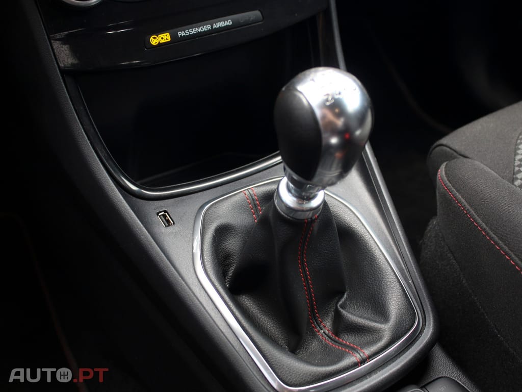 Ford Puma 1.0 EcoBoost MHEV ST-Line