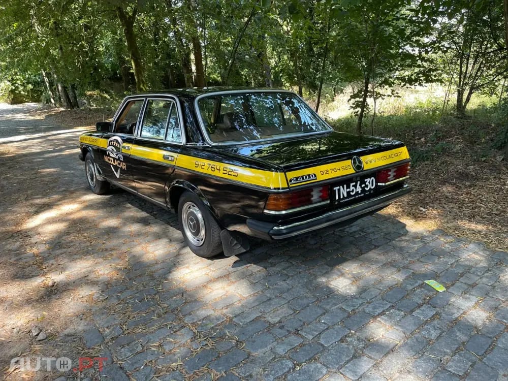 Mercedes-Benz 240 ND