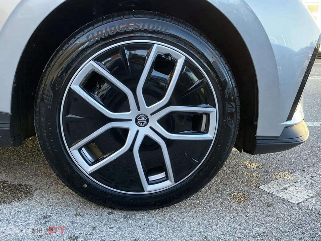 MG MG4 64 kWh Luxury