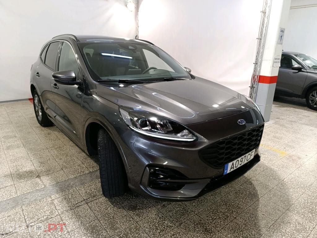 Ford Kuga 2.5 FHEV ST-Line