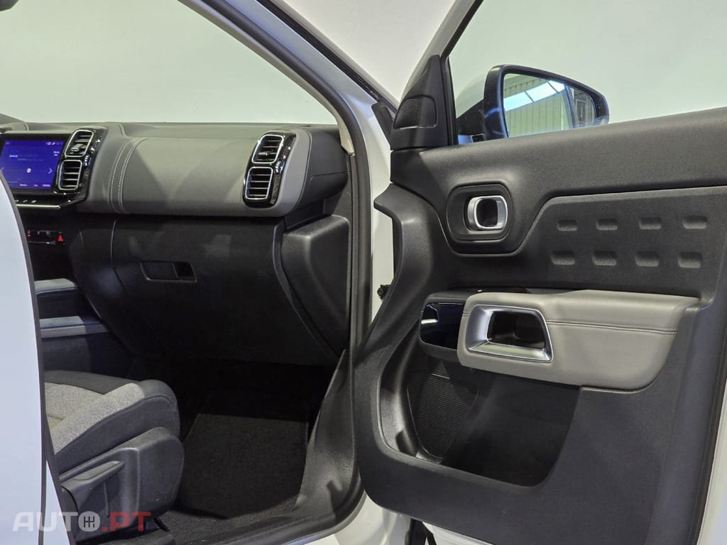 Citroen C5 Aircross 1.6 Hybrid Feel e-EAT8