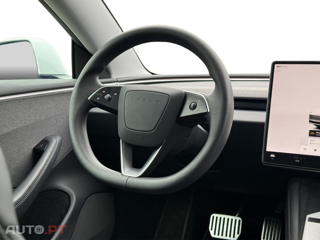 Tesla Model 3 Tração Traseira