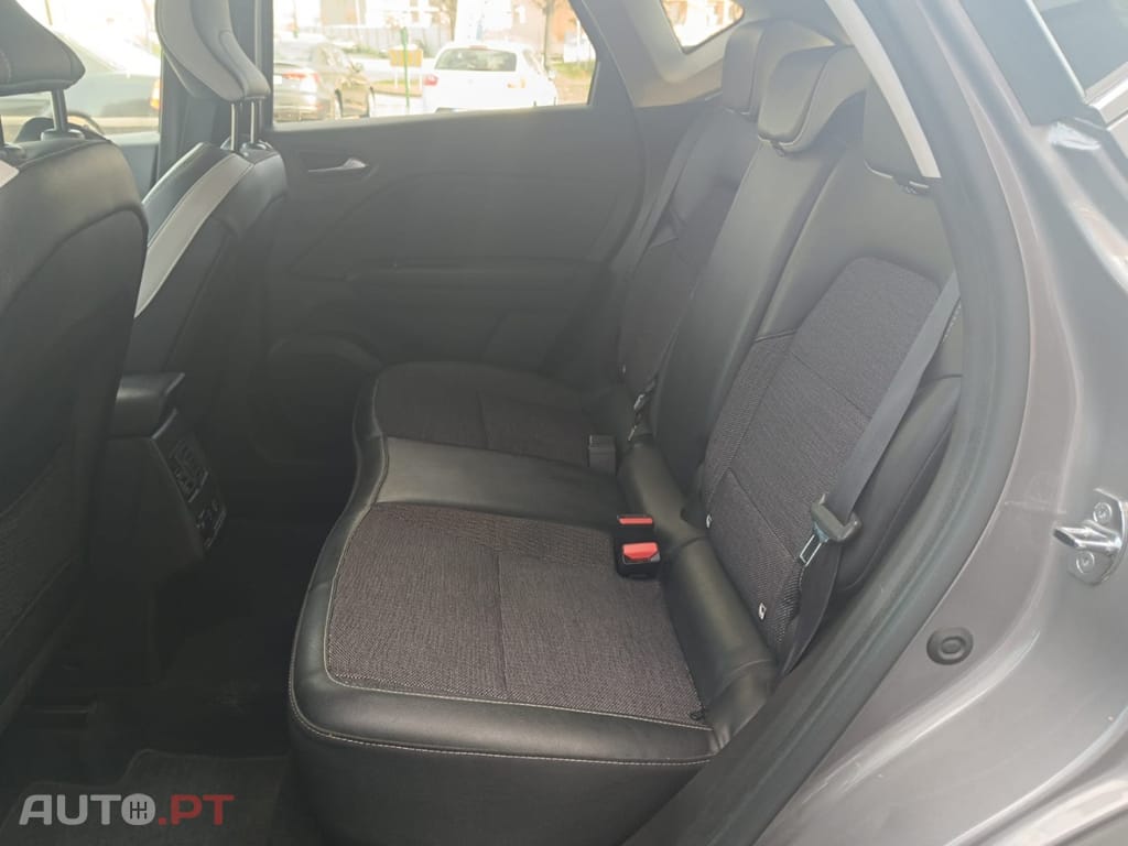 Renault Captur 1.0 TCe Exclusive