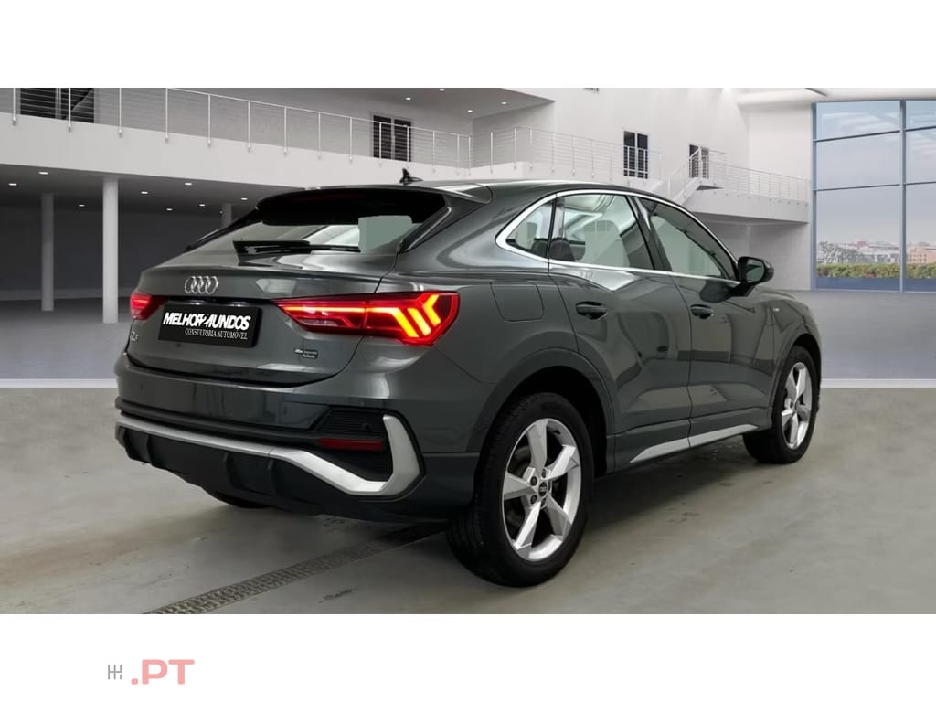Audi Q3 45 TFSIe S line