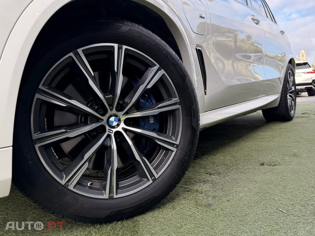 BMW X5 45 e xDrive Pack M