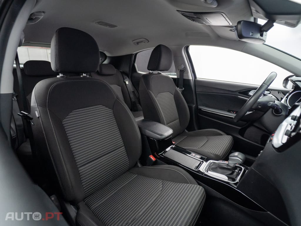 Kia Xceed 1.6 GDi PHEV Drive