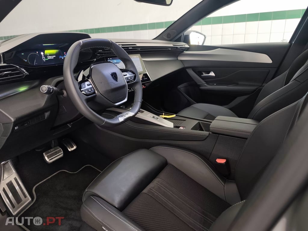 Peugeot E-308 58 kWh GT