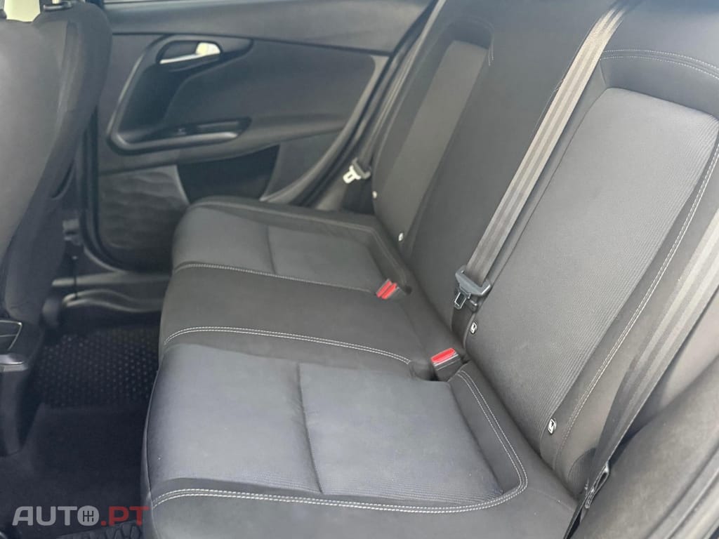 Fiat Tipo 1.3 M-Jet Lounge