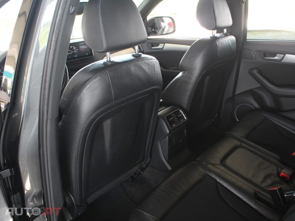Audi Q5 3.0 TDi quattro S-line S-tronic