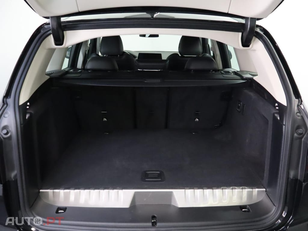 BMW X3 xDrive30e Auto — fotografia 21