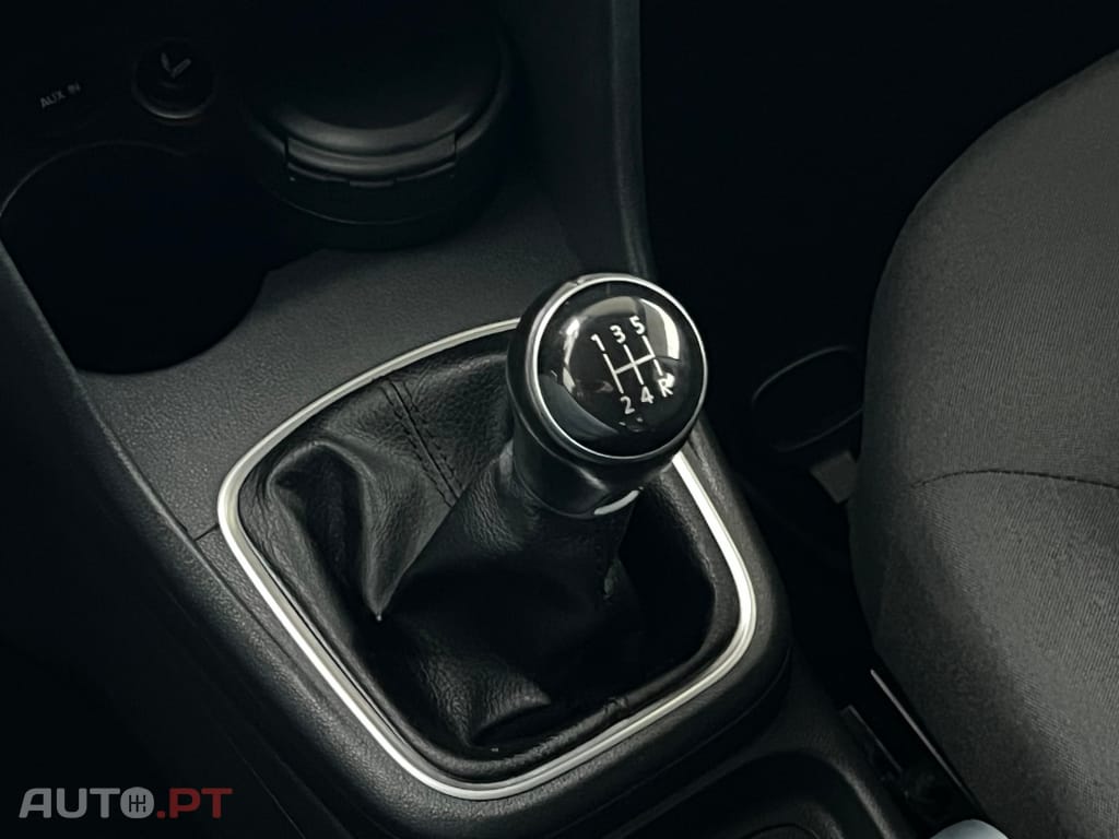 Volkswagen Polo 1.0 Confortline