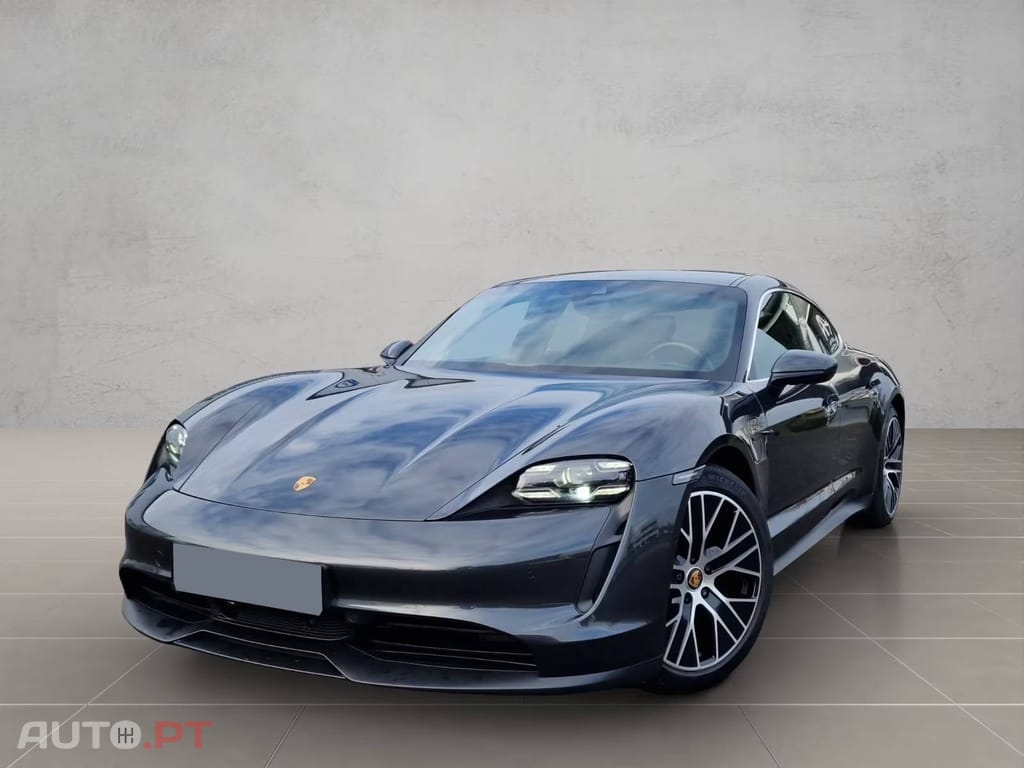 Porsche Taycan 4S