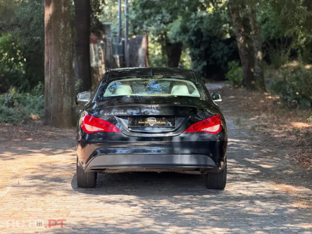 Mercedes-Benz CLA 200 CDI AMG Line