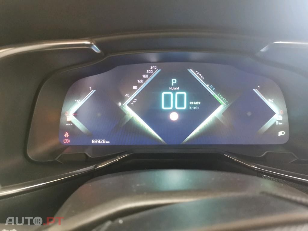 DS DS7 Crossback E-Tense Performance Line EAT8