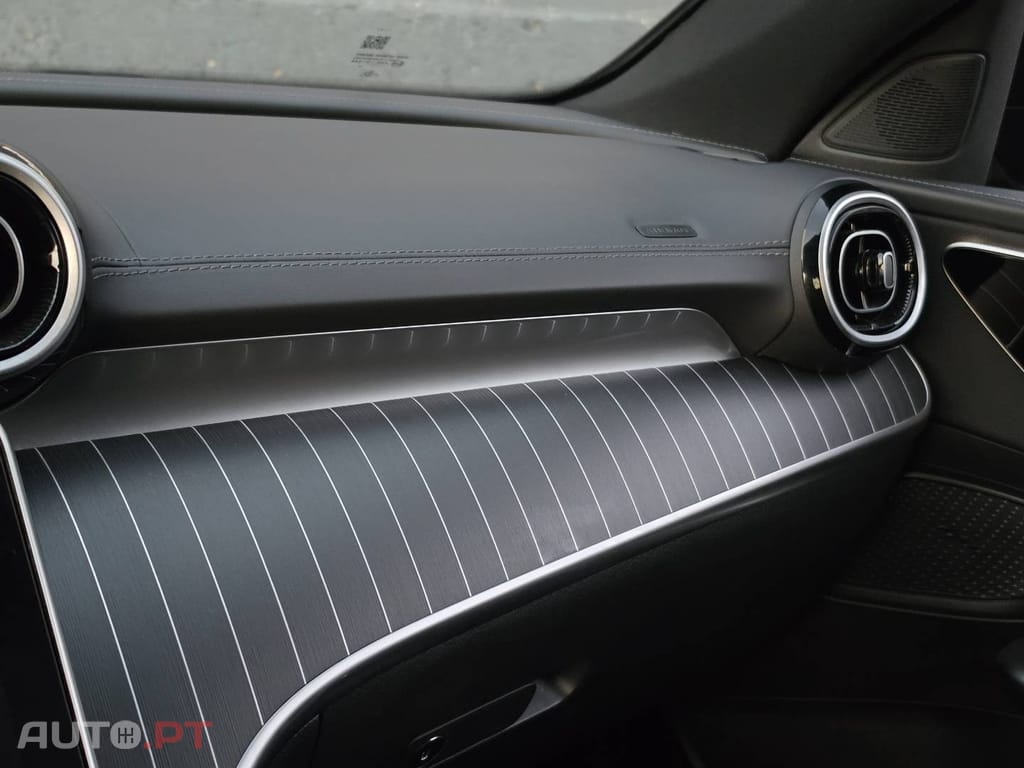 Mercedes-Benz C 220 d 9G-TRONIC AMG Line Advanced