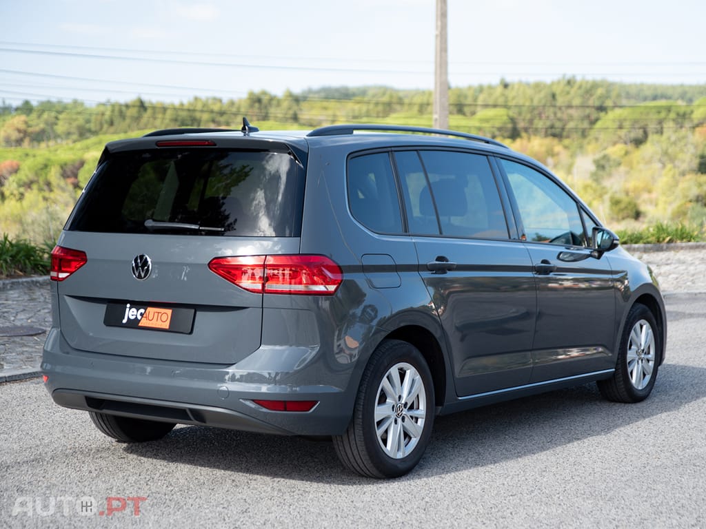 Volkswagen Touran 2.0 TDI Confortline