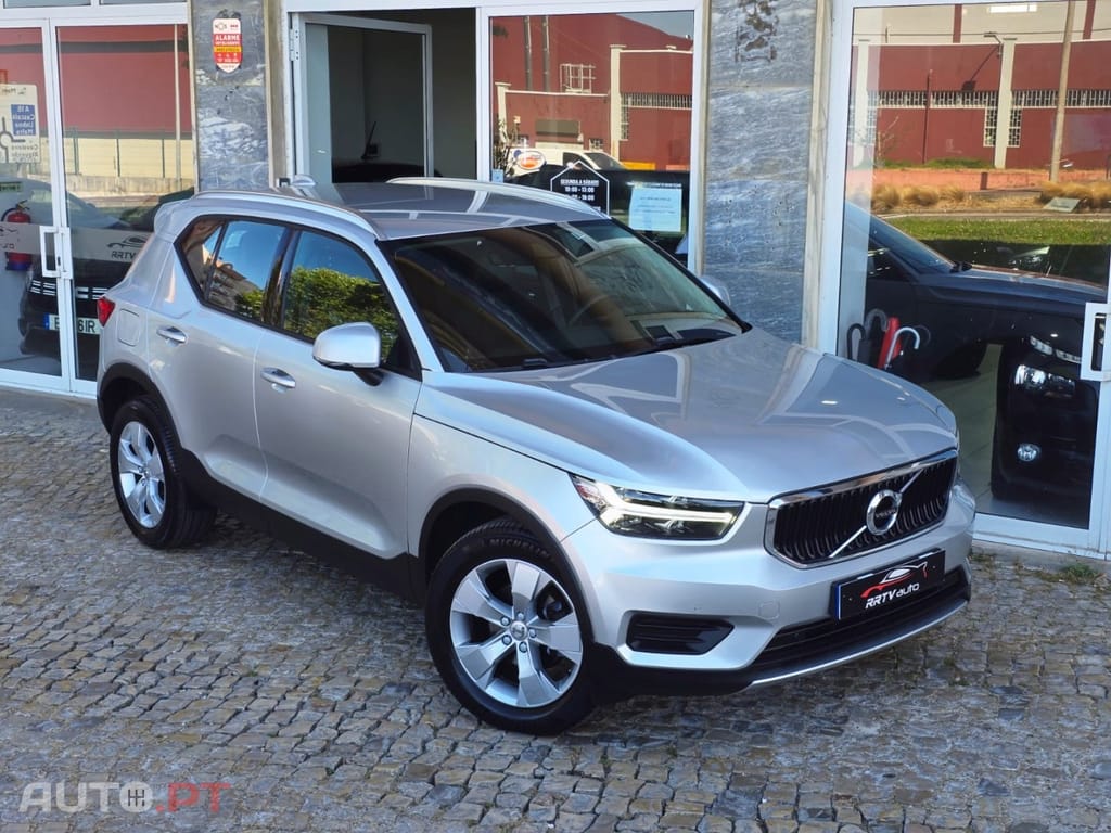 Volvo XC40 2.0 D3 Momentum