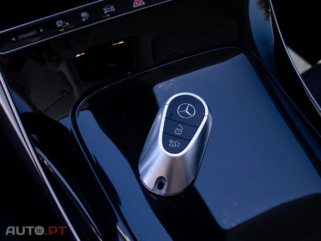 Mercedes-Benz C 300 e AMG Line