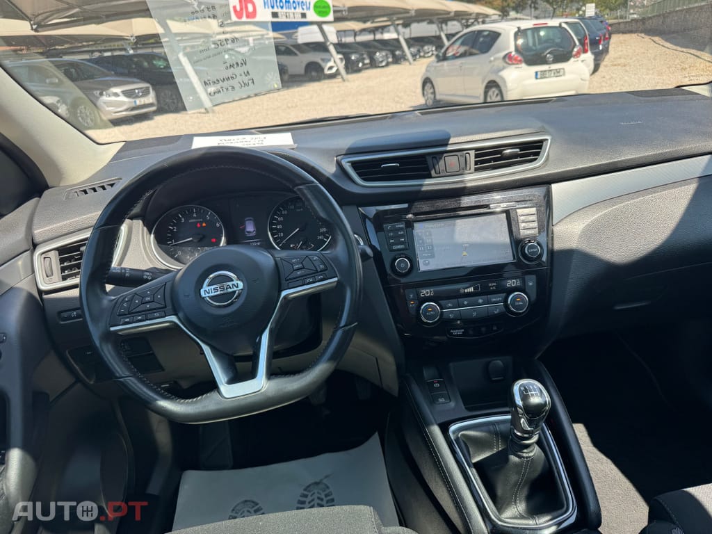 Nissan Qashqai 1.2 DIG-T N-Connecta