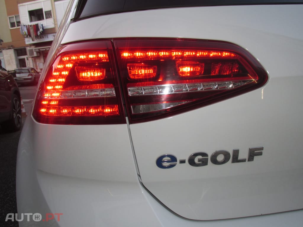 Volkswagen e-Golf AC/DC