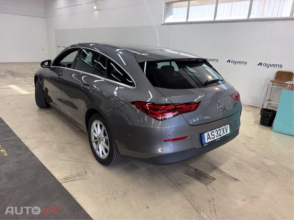 Mercedes-Benz CLA 250 e Shooting Brake Style Plus