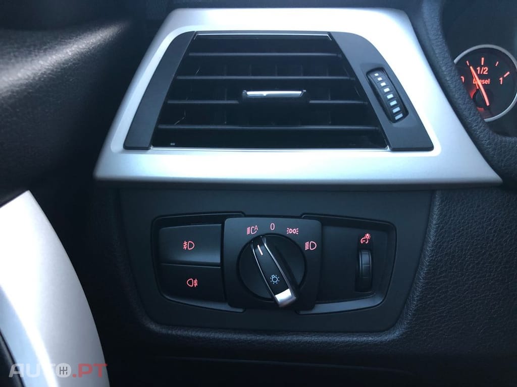 BMW 320 d Sport-Aut. Efficient Dynamics Edition Sport Line