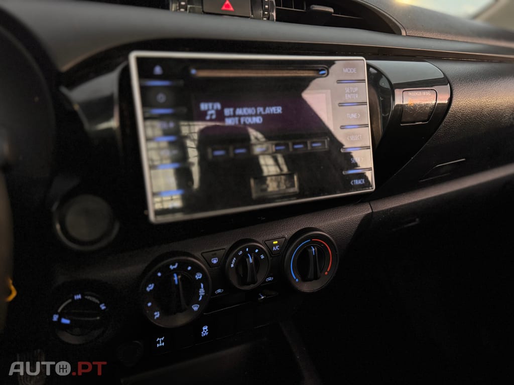 Toyota Hilux 2.4 D-4D 4WD CS CM