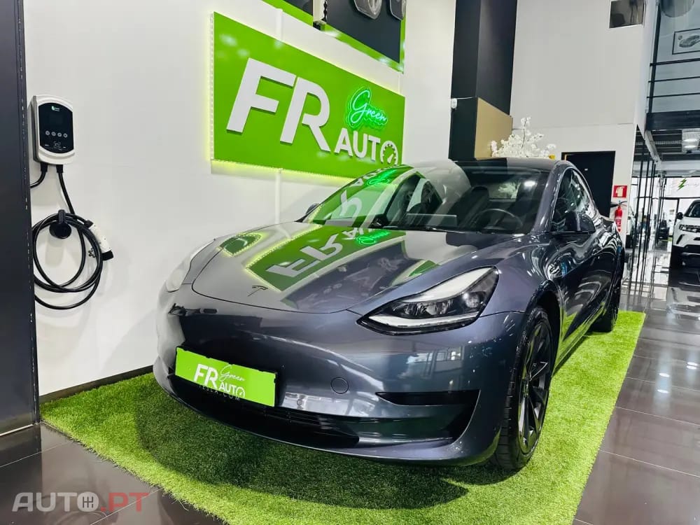 Tesla Model 3 Standard RWD