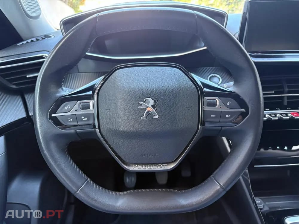 Peugeot 2008 1.2 PureTech Allure