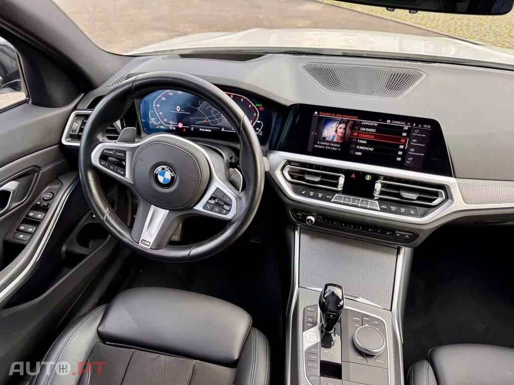 BMW 330 e Pack M Auto