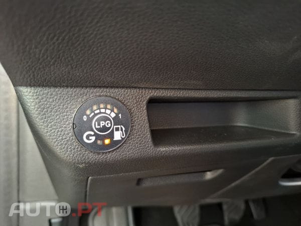 Renault Clio TCe 100 Bi-Fuel Techno