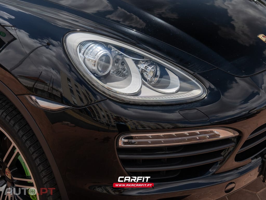 Porsche Cayenne Platinum Edition — fotografia 5