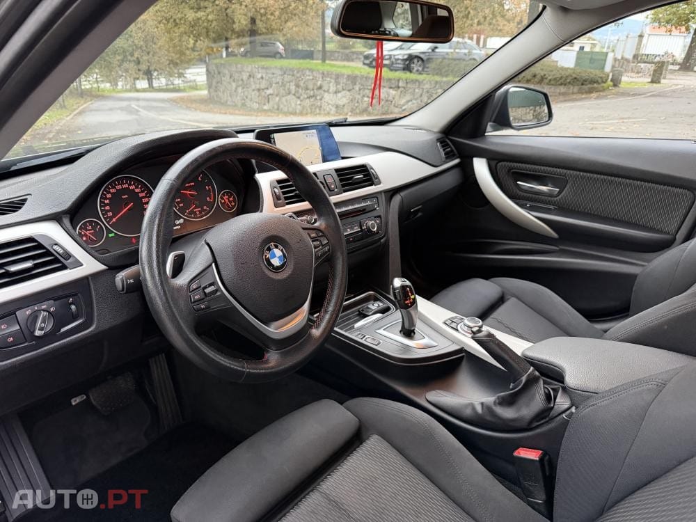 BMW 318 d Line Sport Shadow Auto