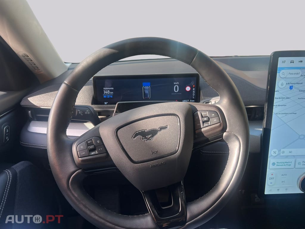 Ford Mustang Mach-E 75.7 kWh Premium AWD