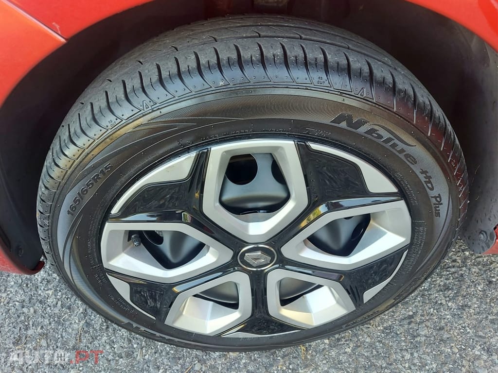 Renault Twingo 1.0 SCE INTENS