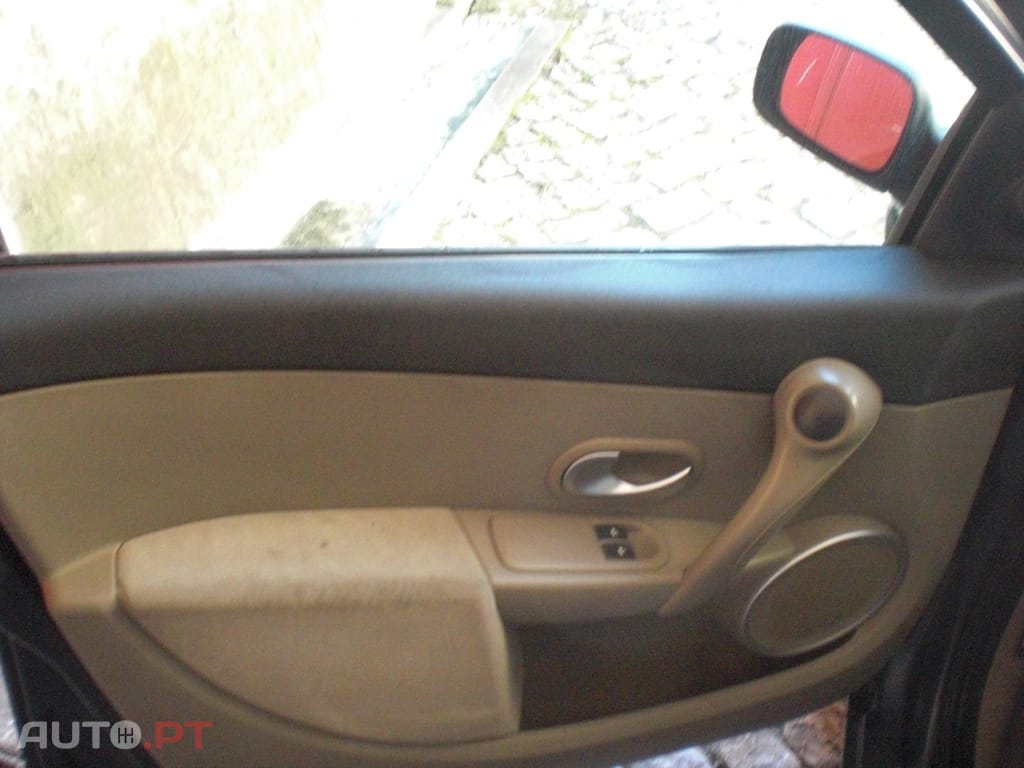 Renault Clio 1.2 16V Confort