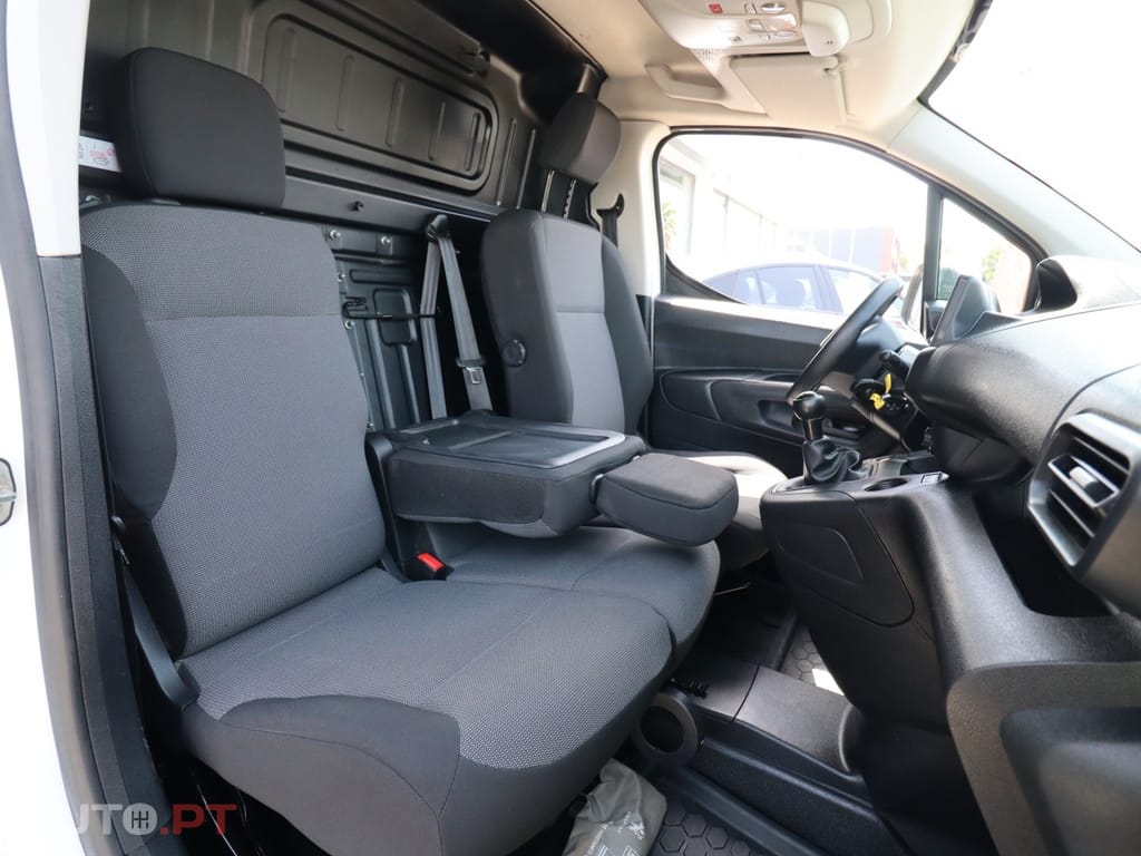 Peugeot Partner 1.5 BlueHDi Premium Standard