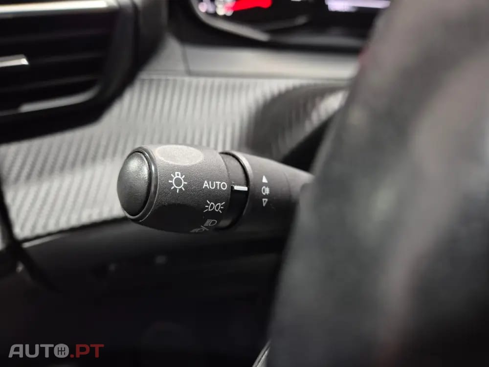 Peugeot 2008 1.5 BlueHDi Active