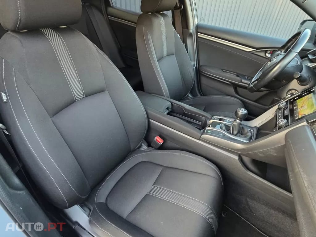 Honda Civic 1.0 i-VTEC Elegance